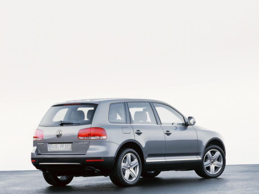  Volkswagen Touareg V10 TDi 2002 года  (фото 3 из 20)